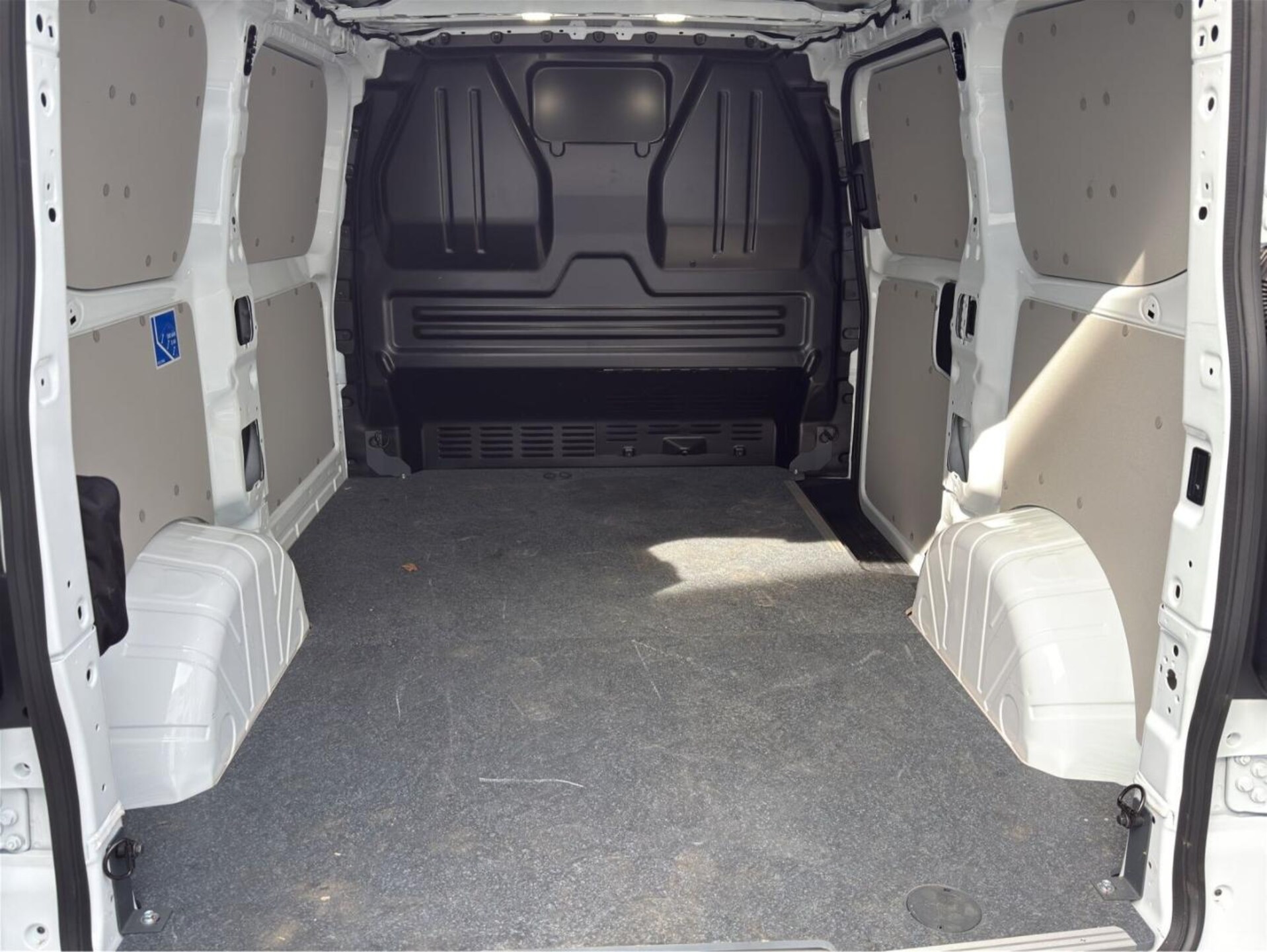Volkswagen Transporter Kasten kurzer Radstand