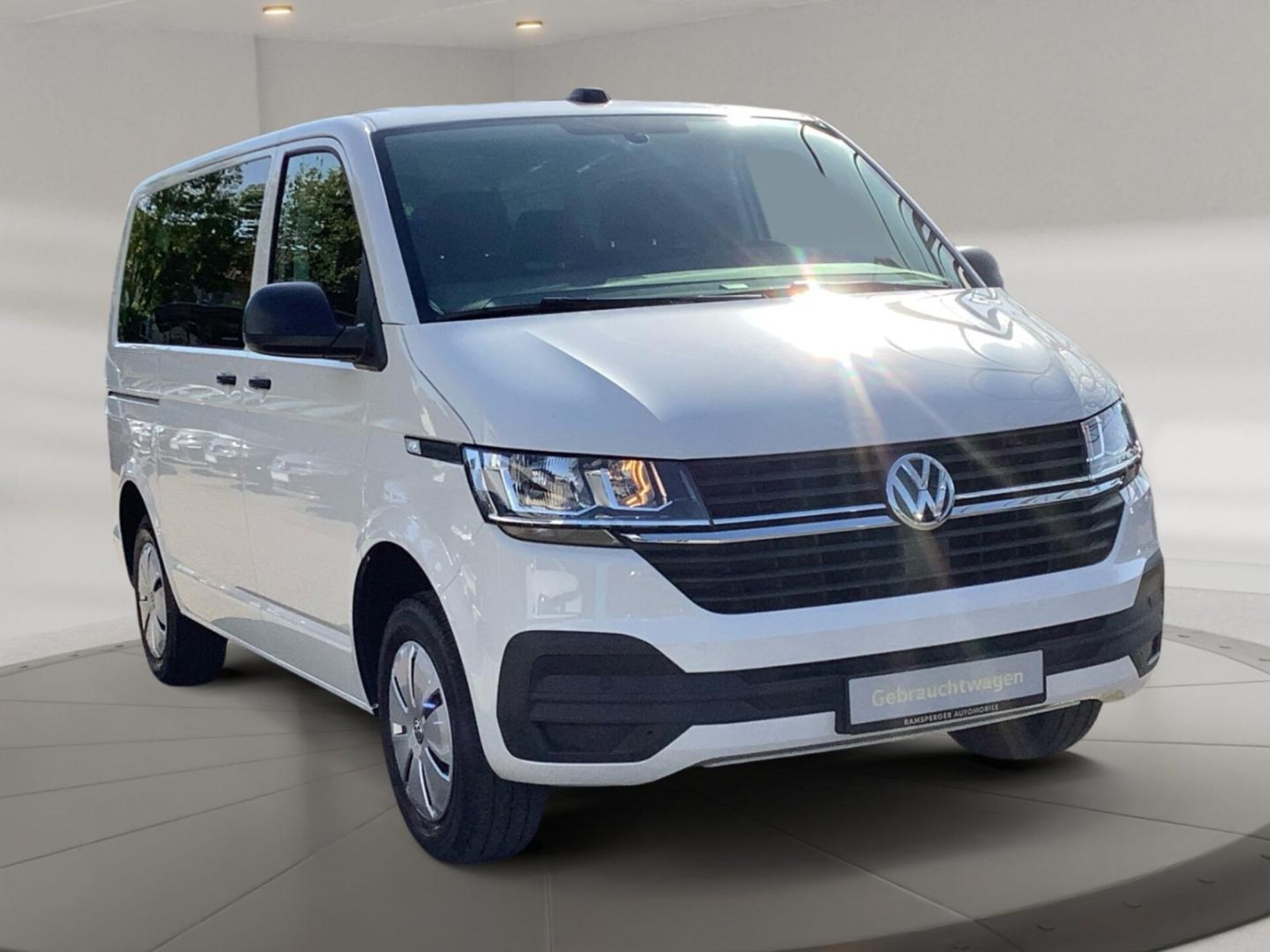 Volkswagen T6.1 Transporter Kombi kurzer Radstand