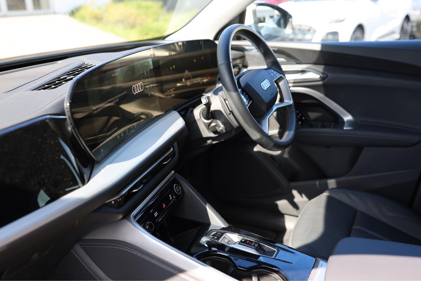 Image about Audi Q5 SUV TFSI 150 kW