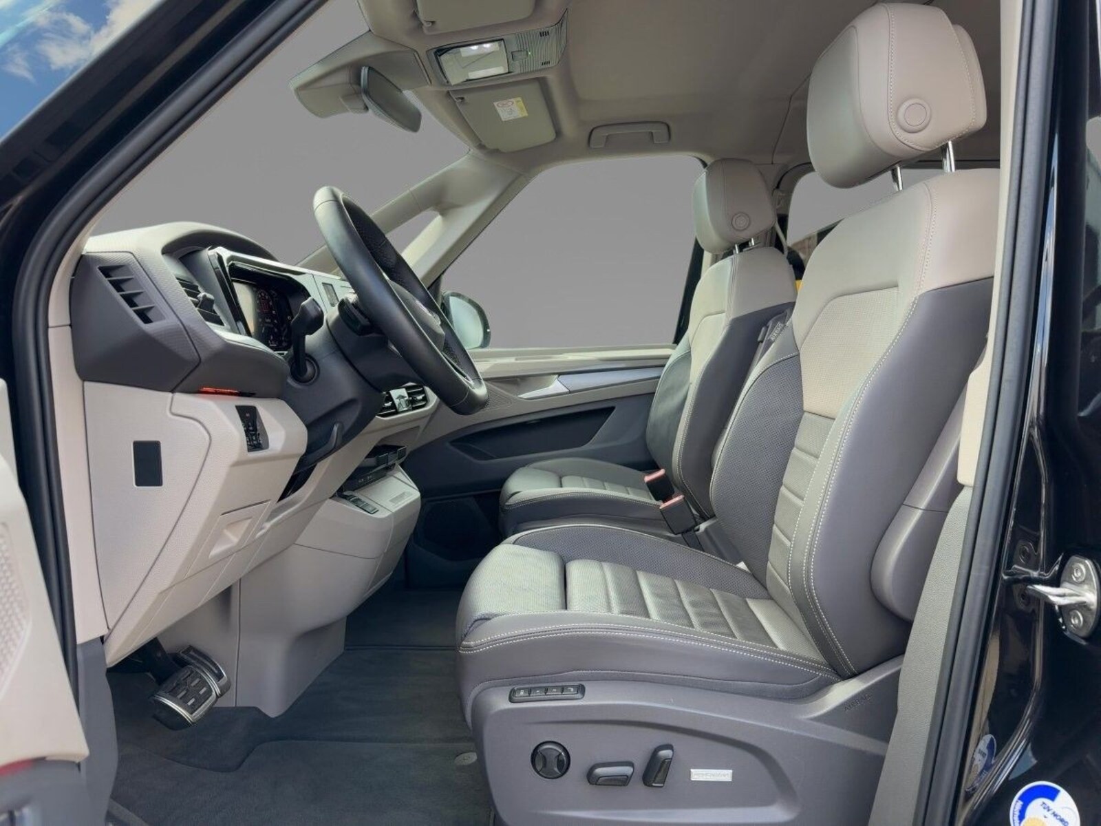 Volkswagen Multivan Langversion – Bild 11