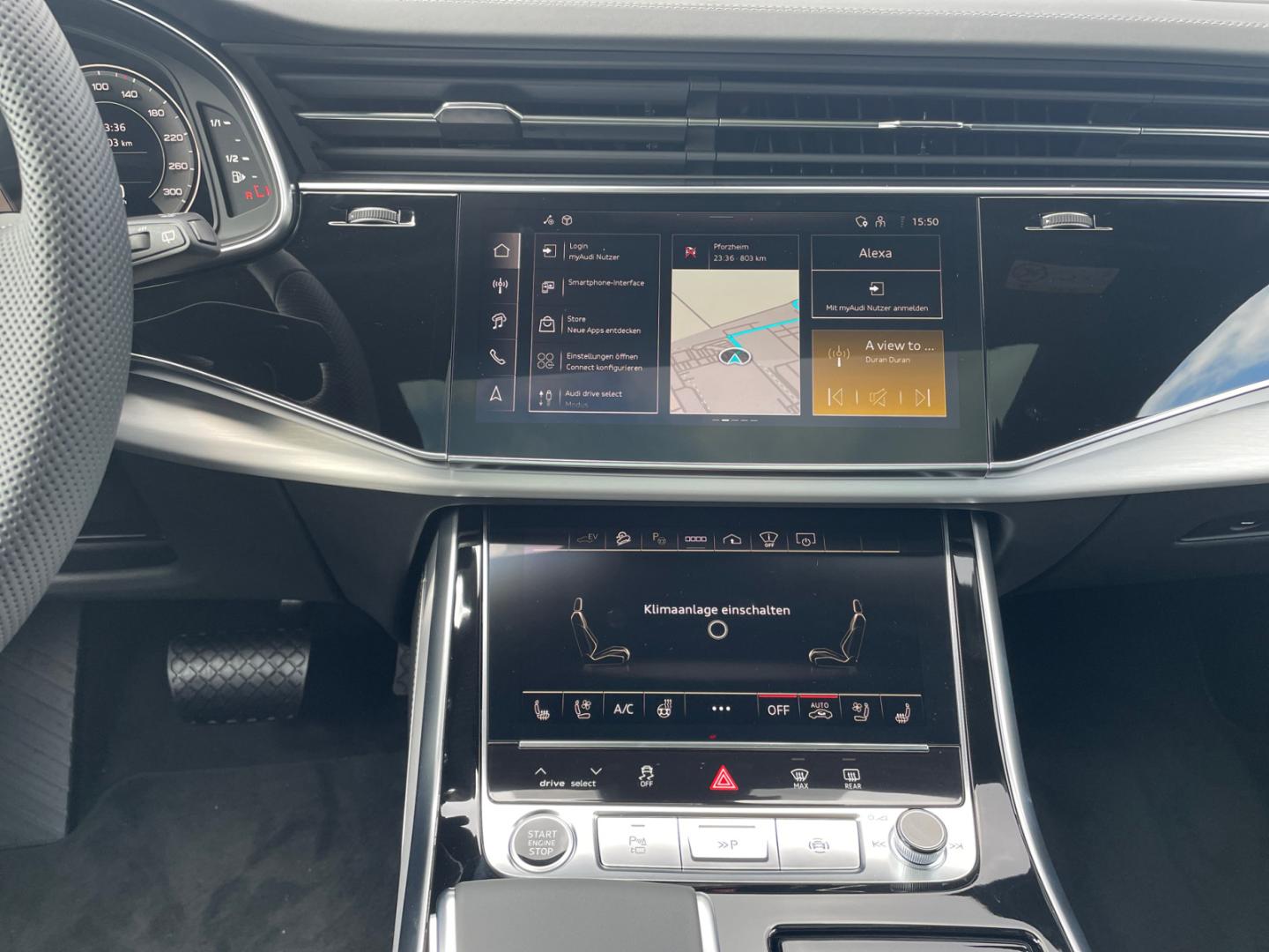 Image about Audi Q7 SUV TFSI e S line 55 TFSI e quattro tiptronic