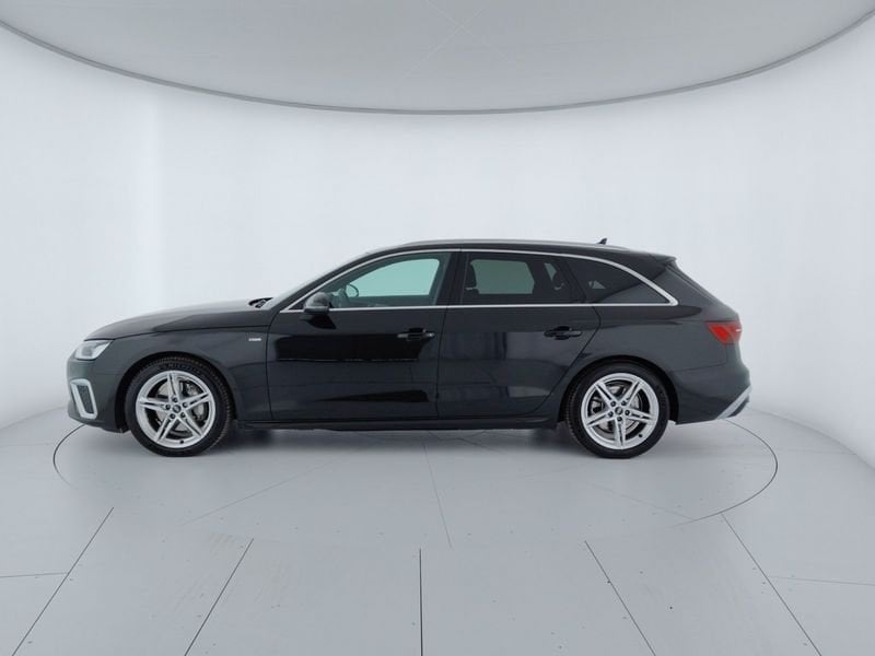 Image about Audi A4 Avant S line edition 40 TDI quattro 150 kW (204 CV) S tronic