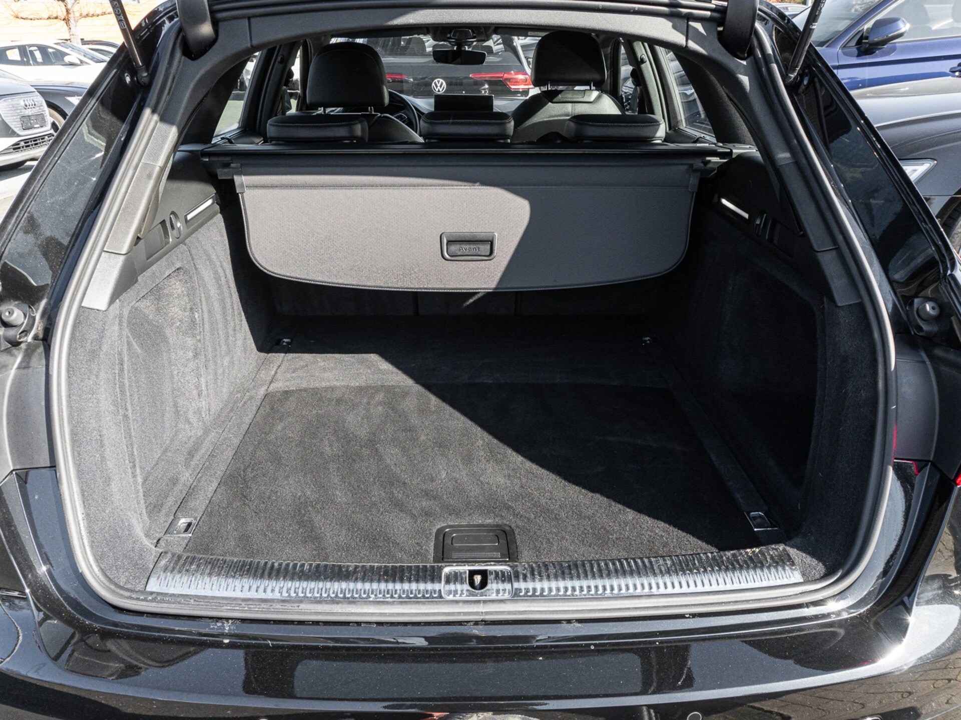 Audi A4 Avant S line