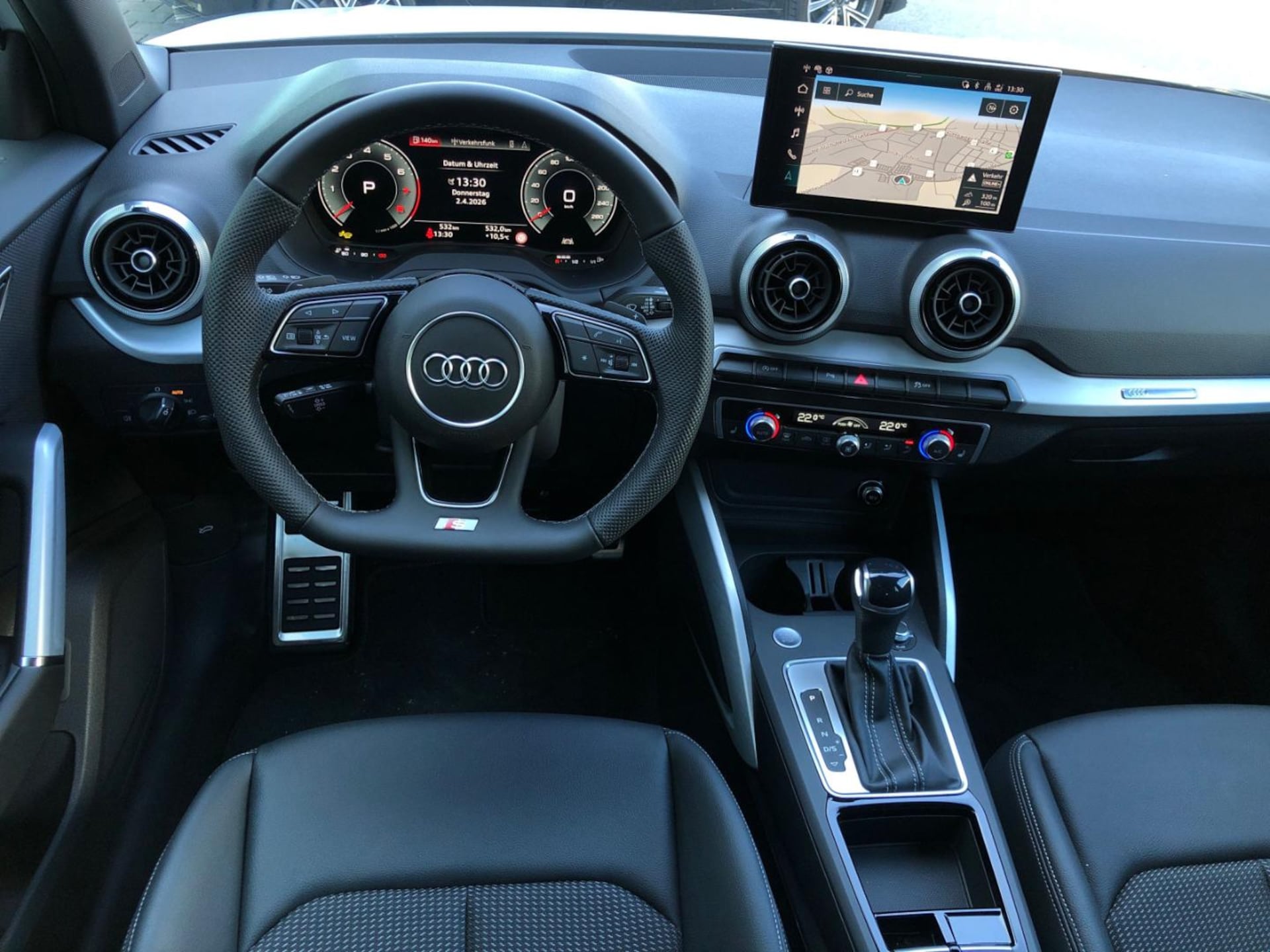 Audi Q2 S line