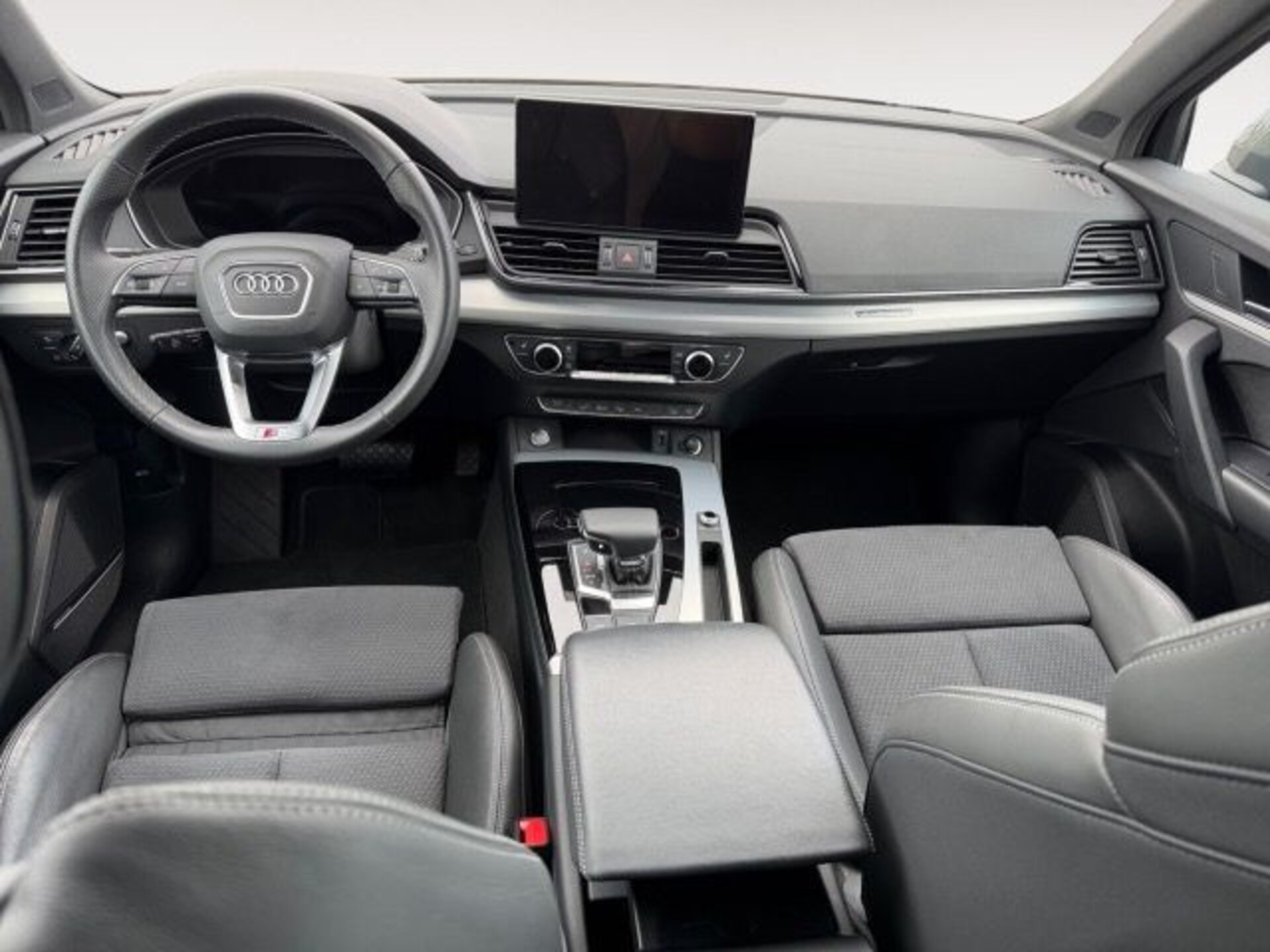 Audi Q5 TFSI e S line