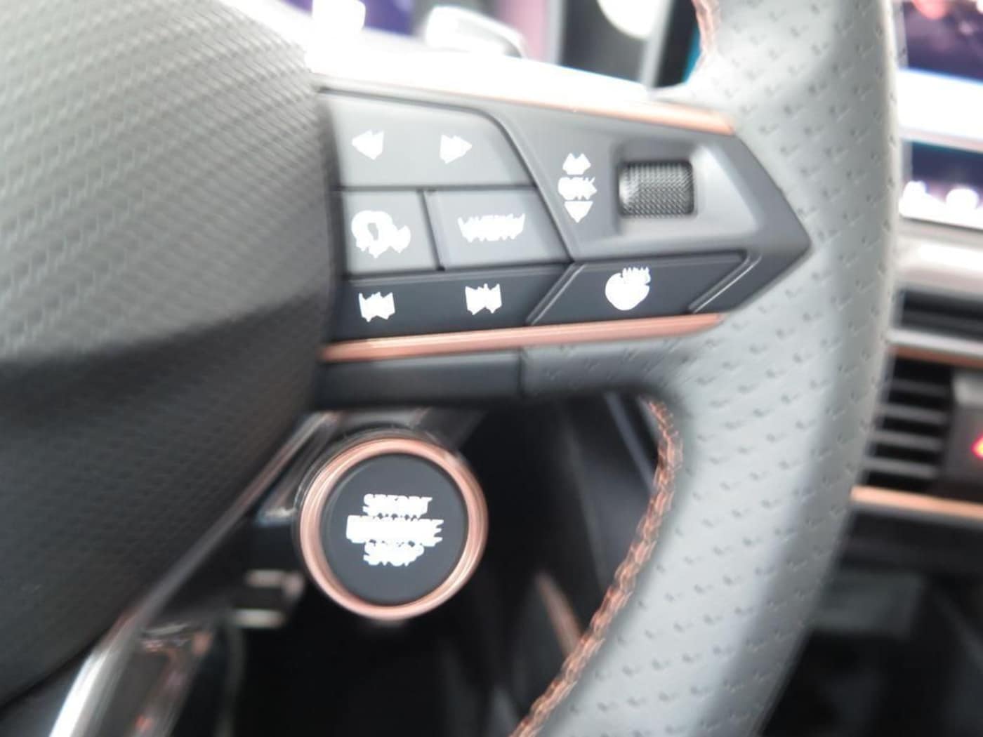 CUPRA Leon Sportstourer 1.5 eTSI DSG 110 kW (150 CV) — photo 10