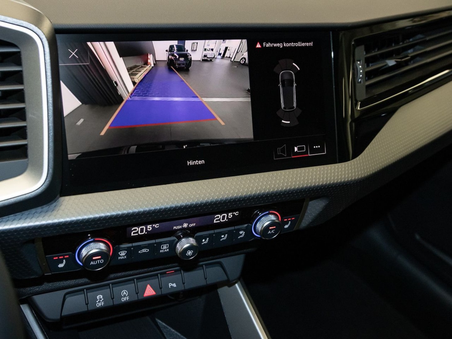 Bild über Audi A1 Sportback 30 TFSI S tronic - für weitere Informationen kontaktieren Sie den Audi Partner