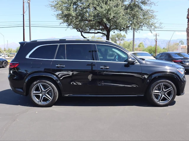 2025 Mercedes-Benz GLS 450