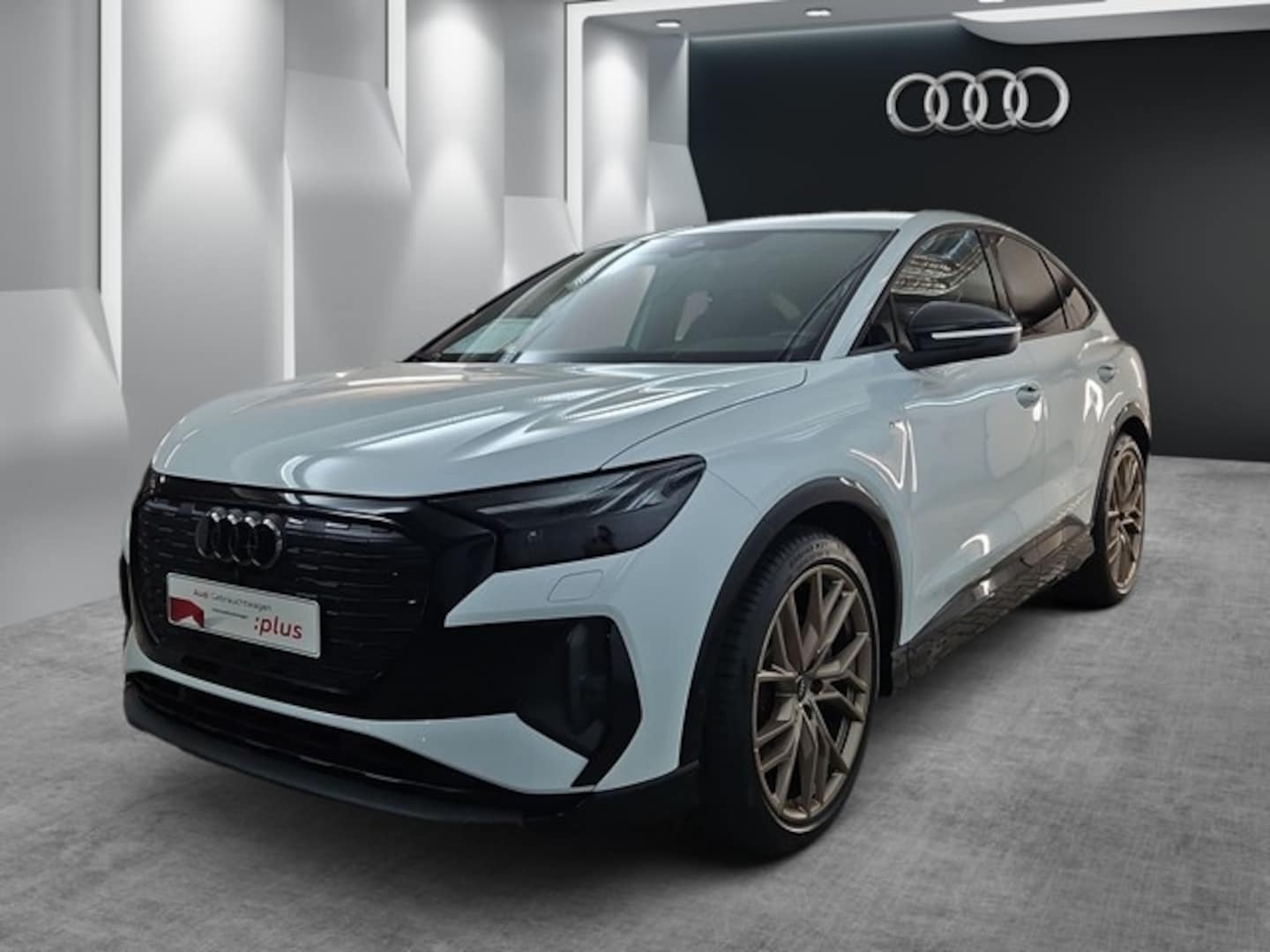 Bild über Audi Q4 Sportback e-tron 45 e-tron quattro - für weitere Informationen kontaktieren Sie den Audi Partner
