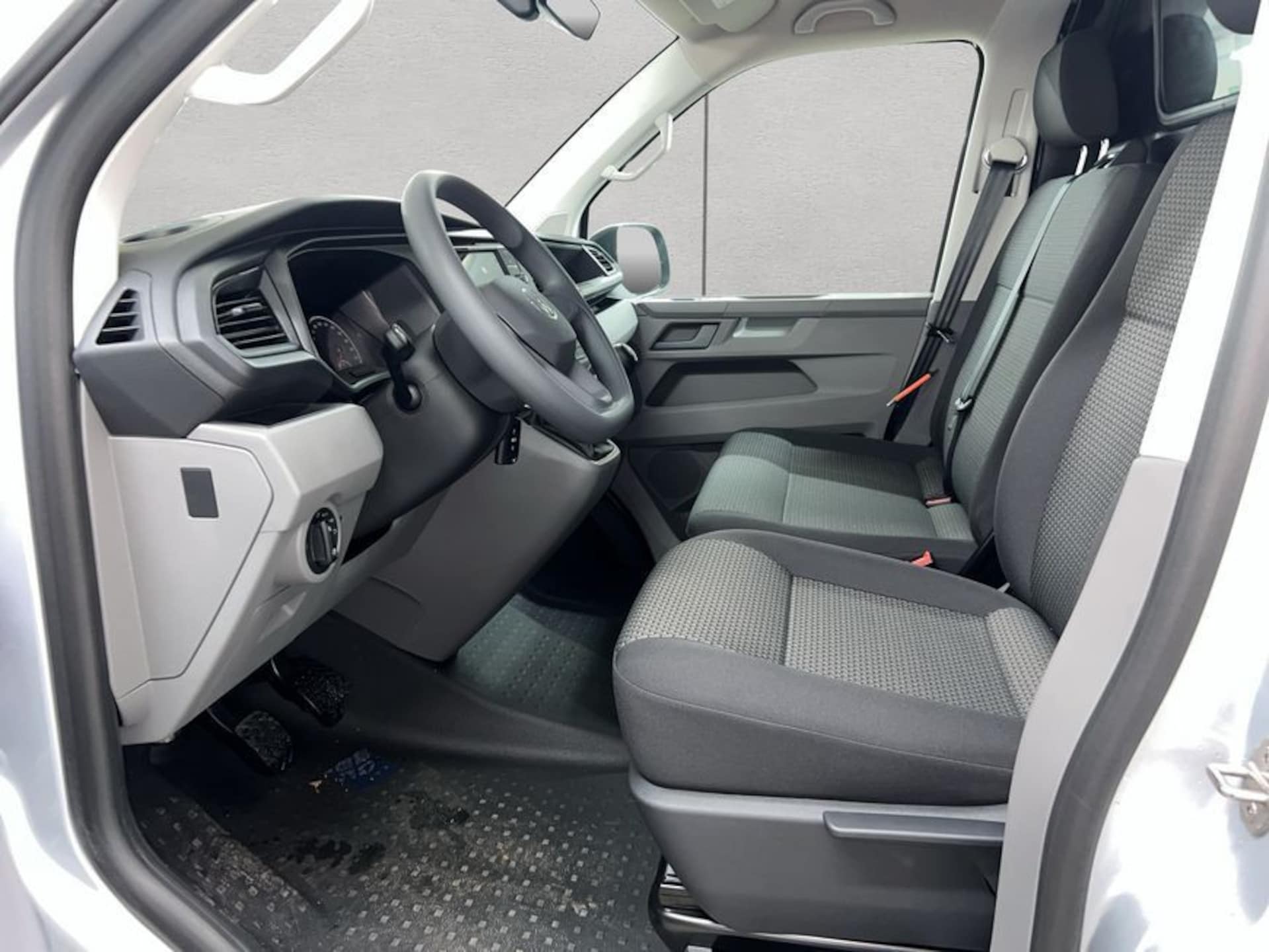 Volkswagen T6.1 Transporter Kasten kurzer Radstand
