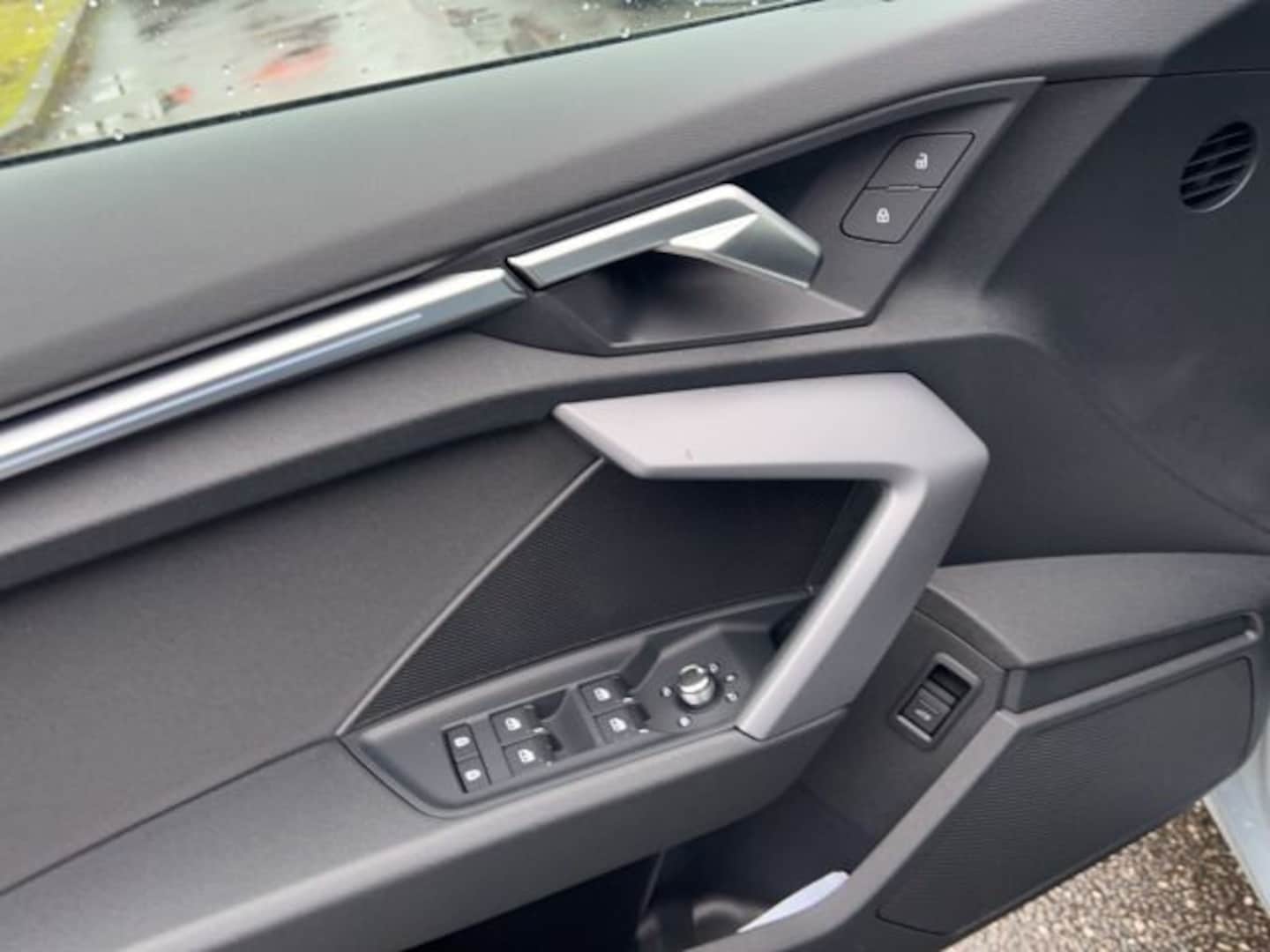 Bild über Audi A3 Sportback advanced 30 TFSI S tronic - für weitere Informationen kontaktieren Sie den Audi Partner