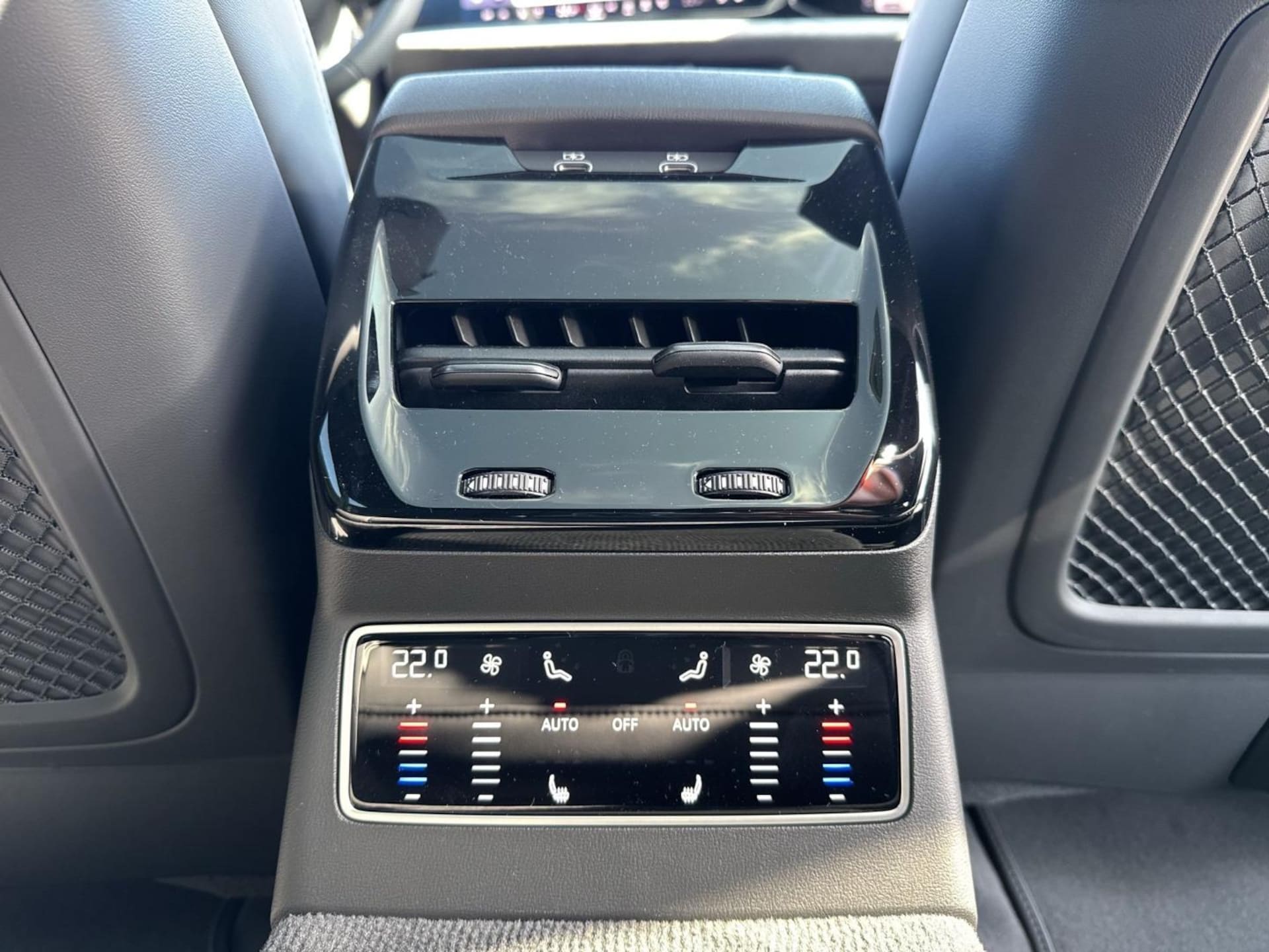 Audi A6 Avant edition one
