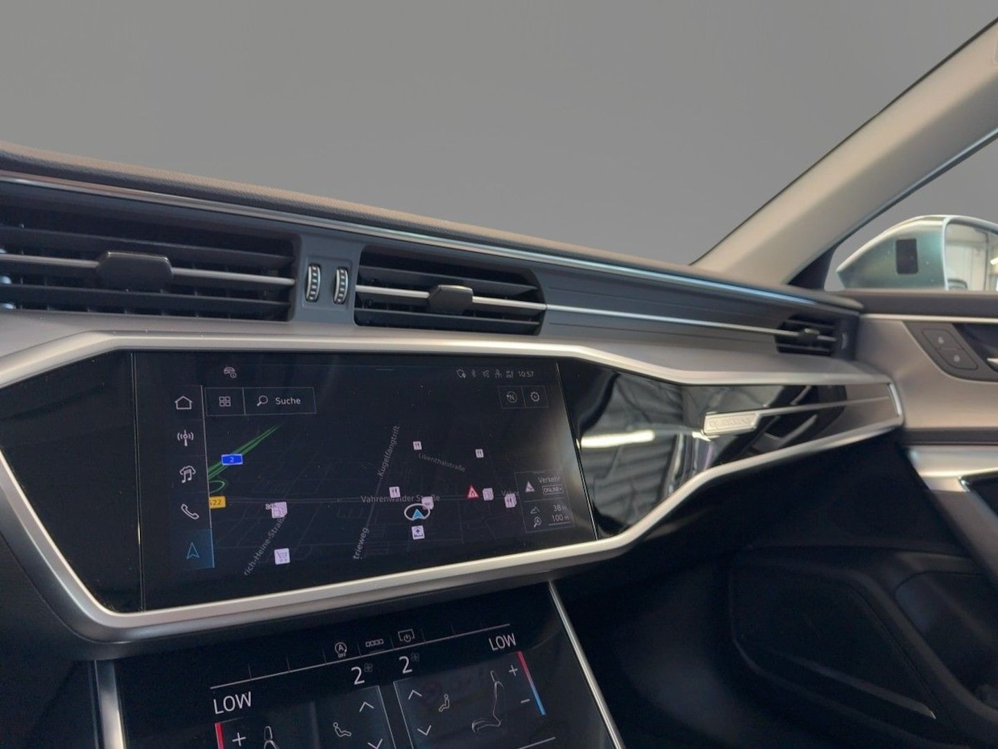 Bild über Audi S6 Avant TDI quattro tiptronic - für weitere Informationen kontaktieren Sie den Audi Partner