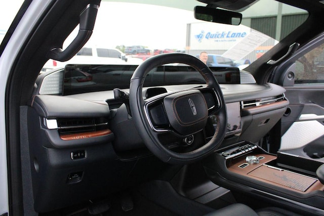 2025 Lincoln Navigator