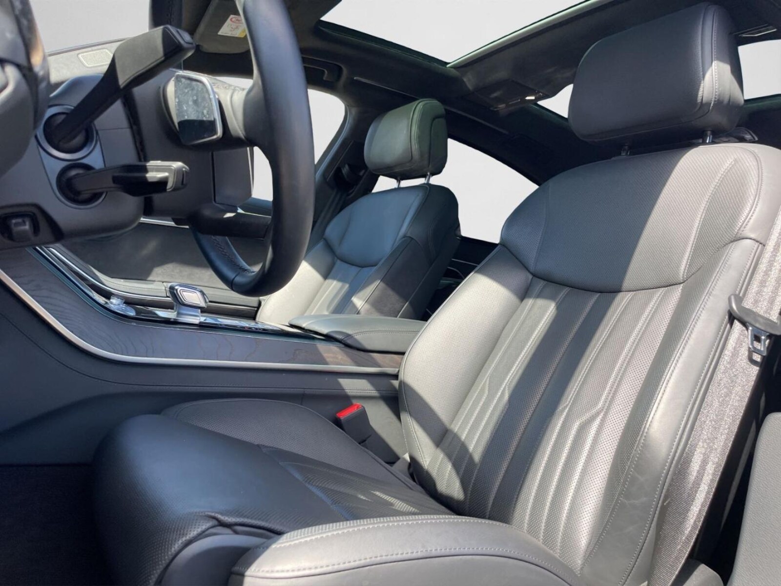 Audi A8 L – Bild 12