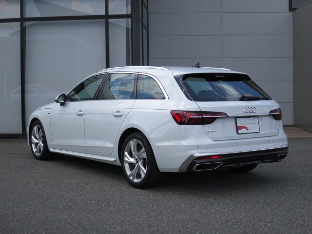 Image about Audi A4 Avant 35 TDI S line