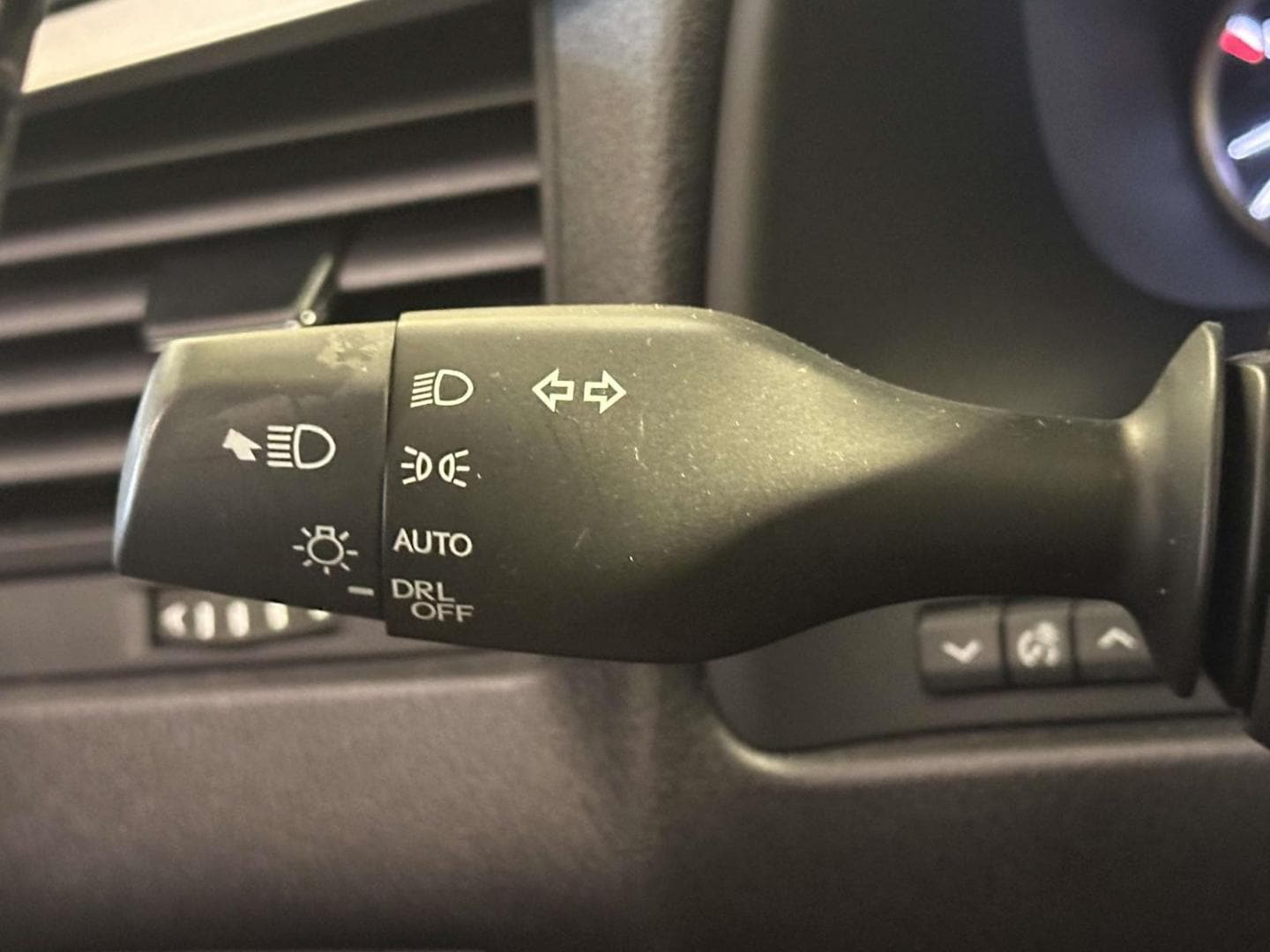 2020 Lexus RX 350 - Photo 25