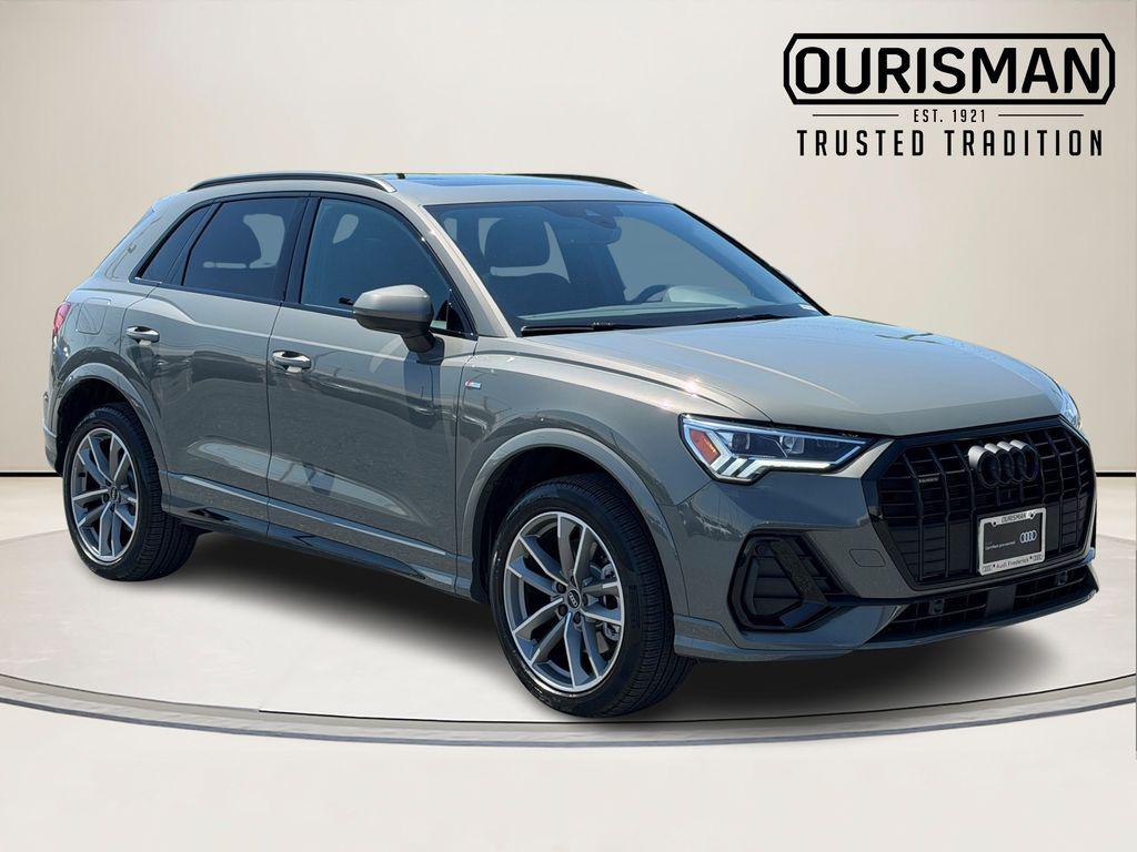 2025 Audi Q3 45 TFSI S Line Premium quattro's photo