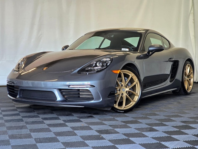 2025 Porsche 718 Cayman
