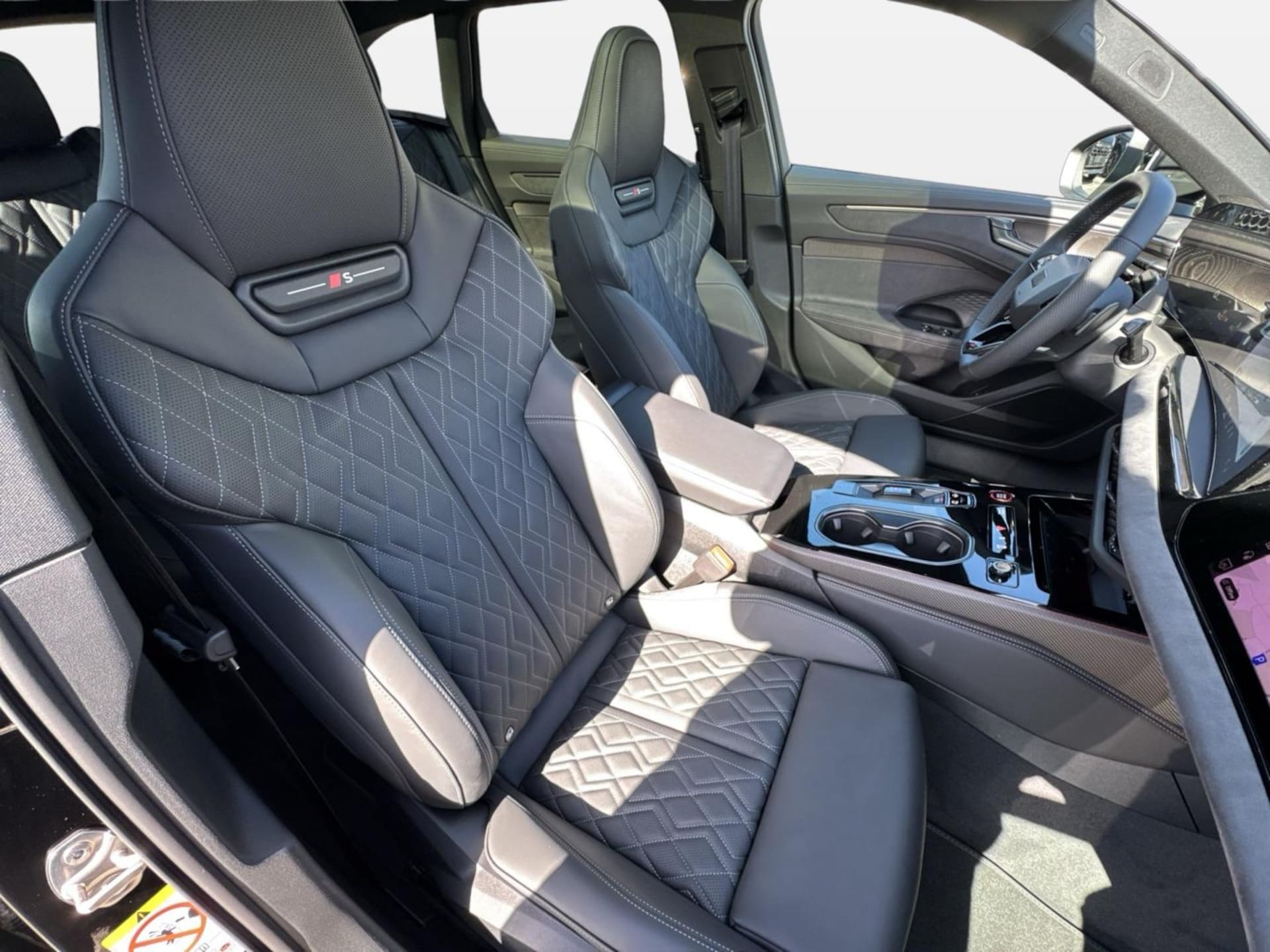 Audi A6 Avant edition one