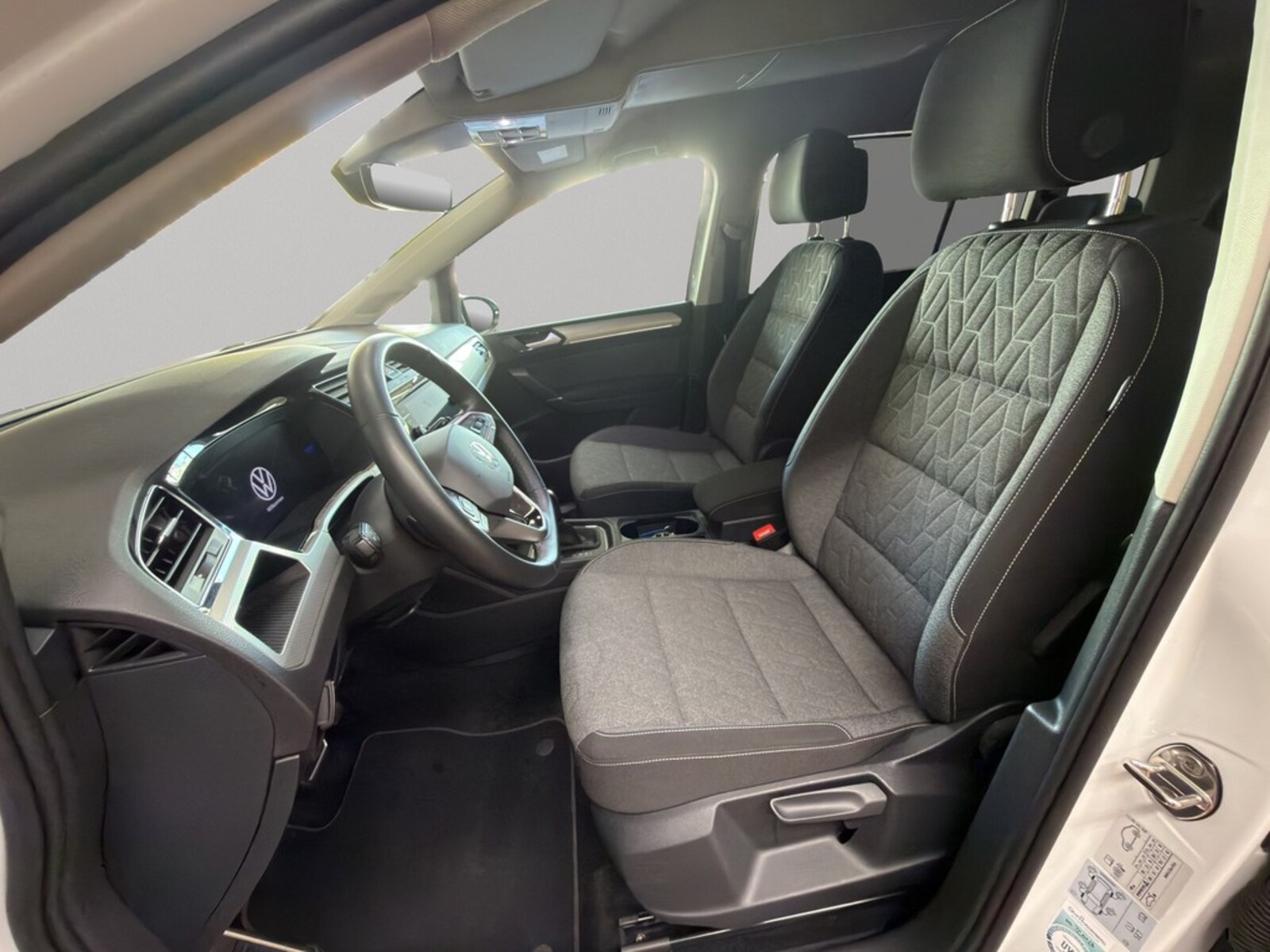Volkswagen Touran – Bild 11