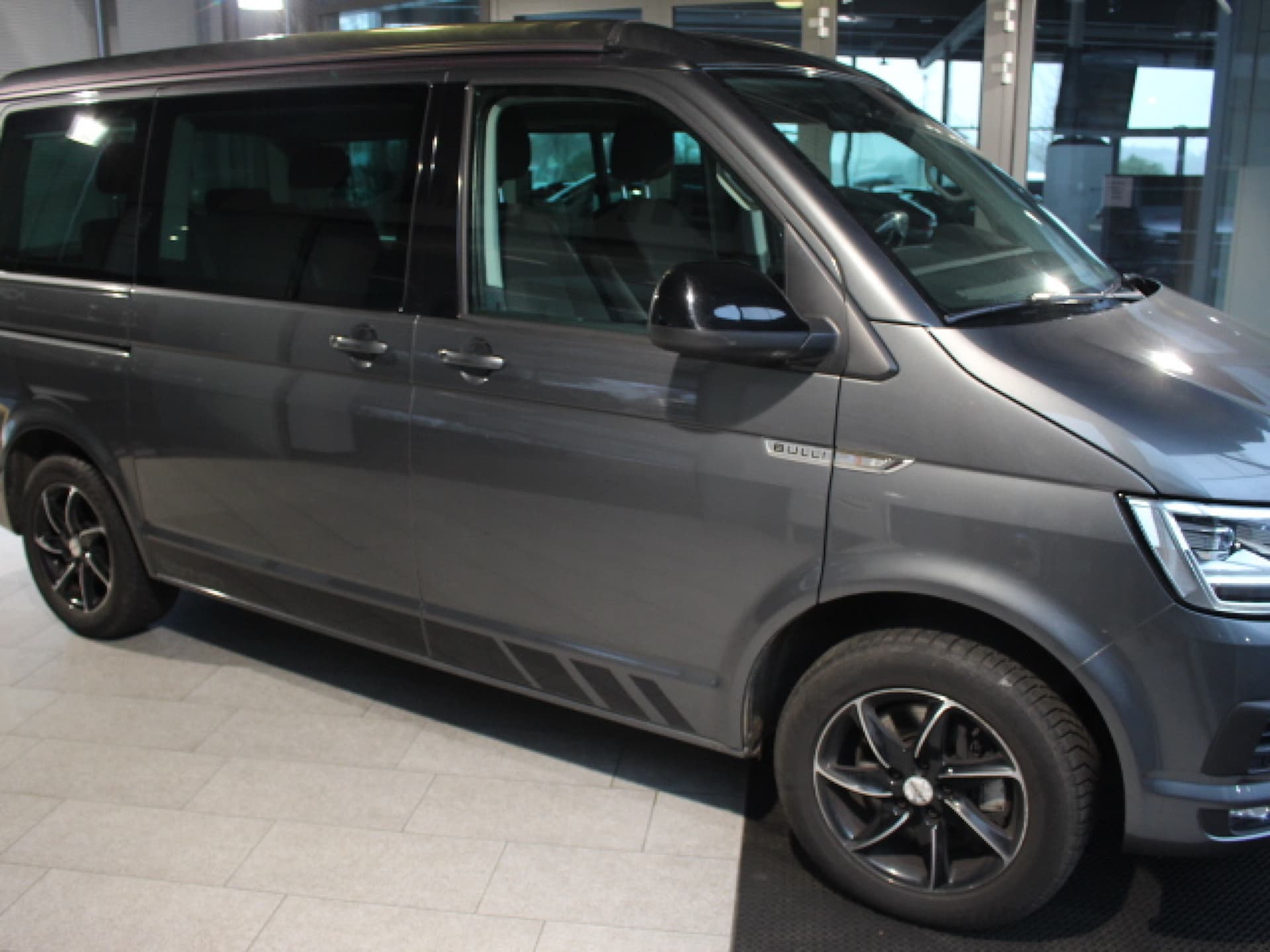 Volkswagen T6 California Beach