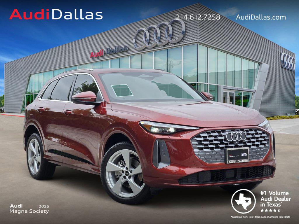 2025 Audi Q5 40 Premium Plus's photo