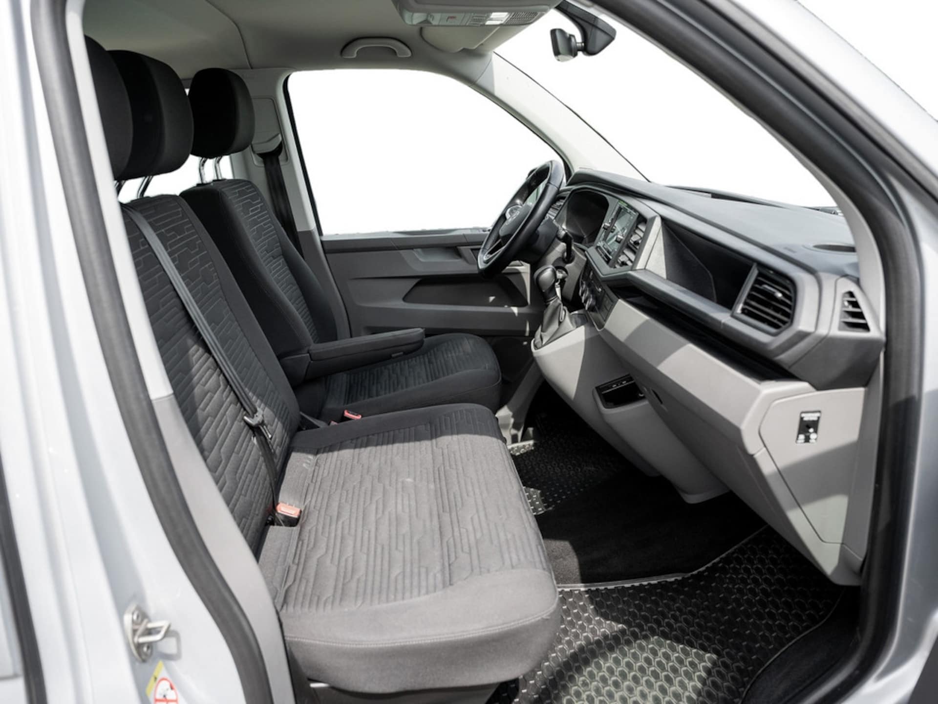 Volkswagen T6.1 Caravelle langer Radstand Comfortline