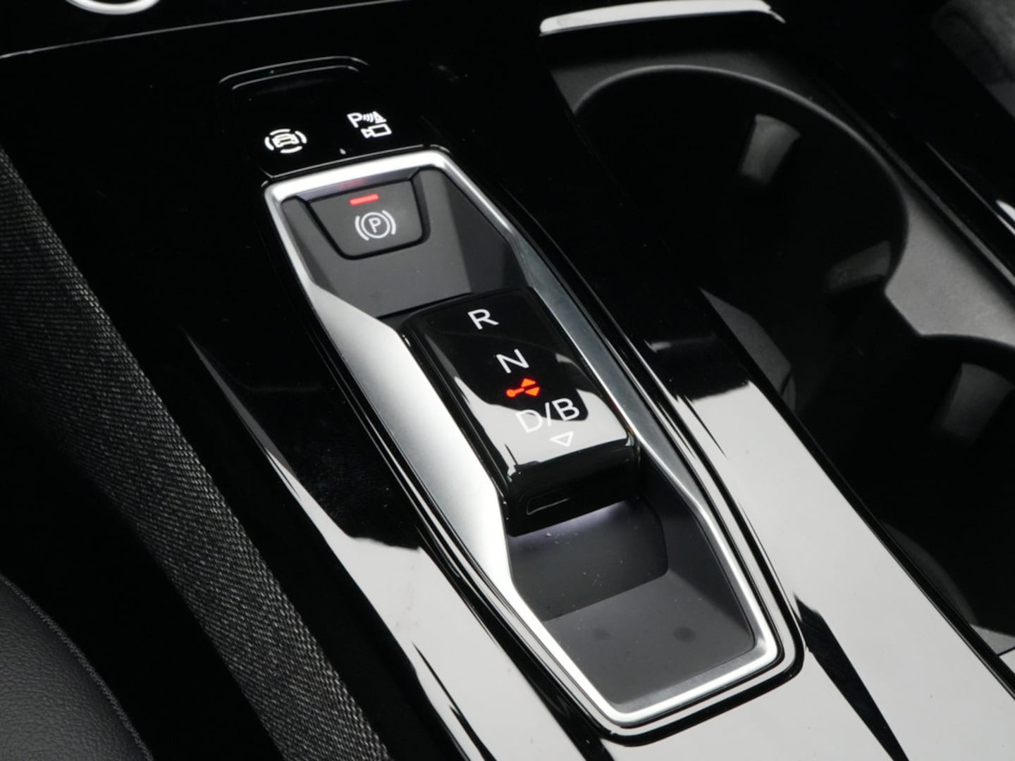 Bild über Audi Q6 SUV e-tron e-tron quattro - für weitere Informationen kontaktieren Sie den Audi Partner