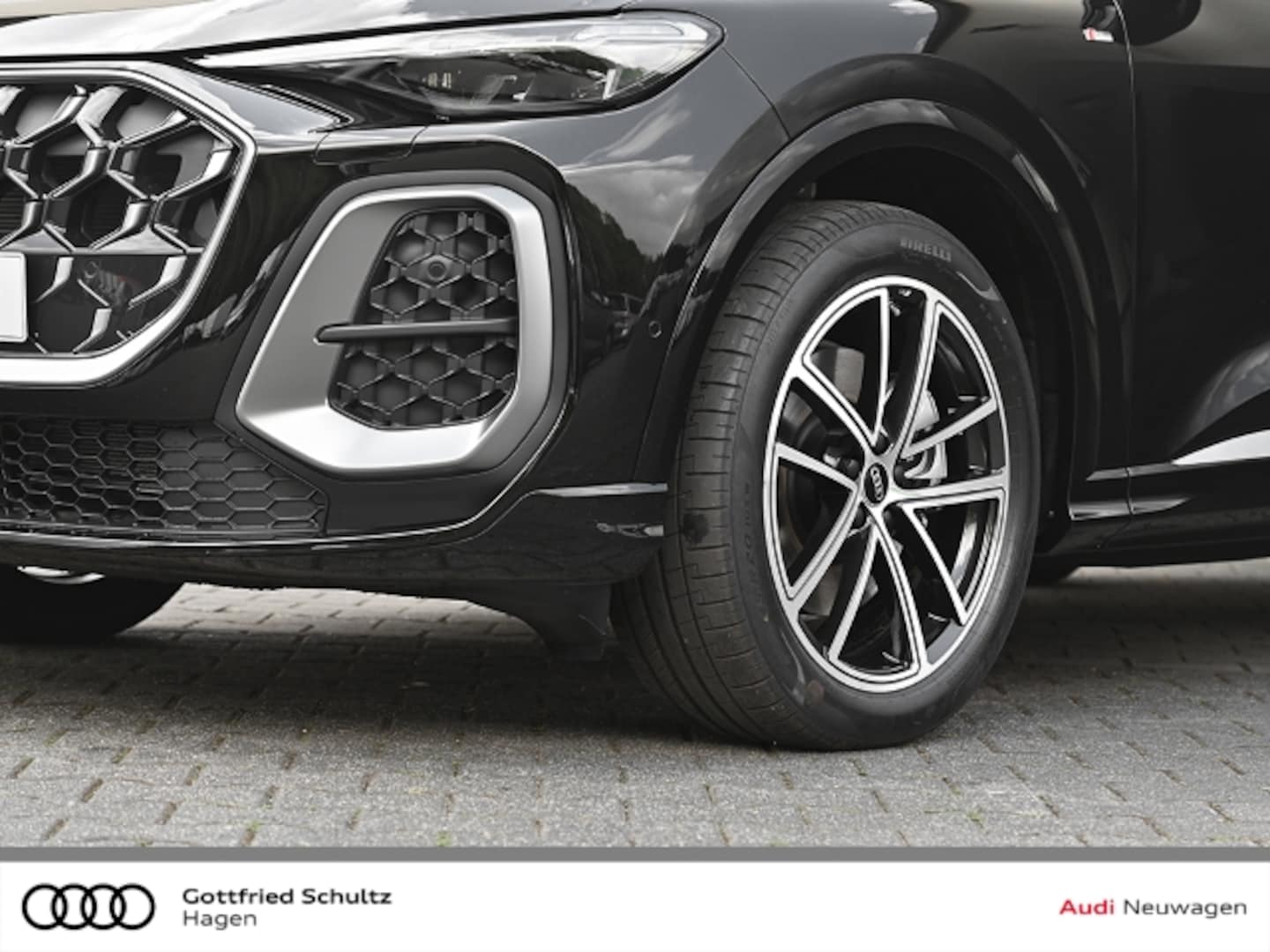 Bild über Audi Q5 Sportback TDI quattro 150 kW S tronic - für weitere Informationen kontaktieren Sie den Audi Partner