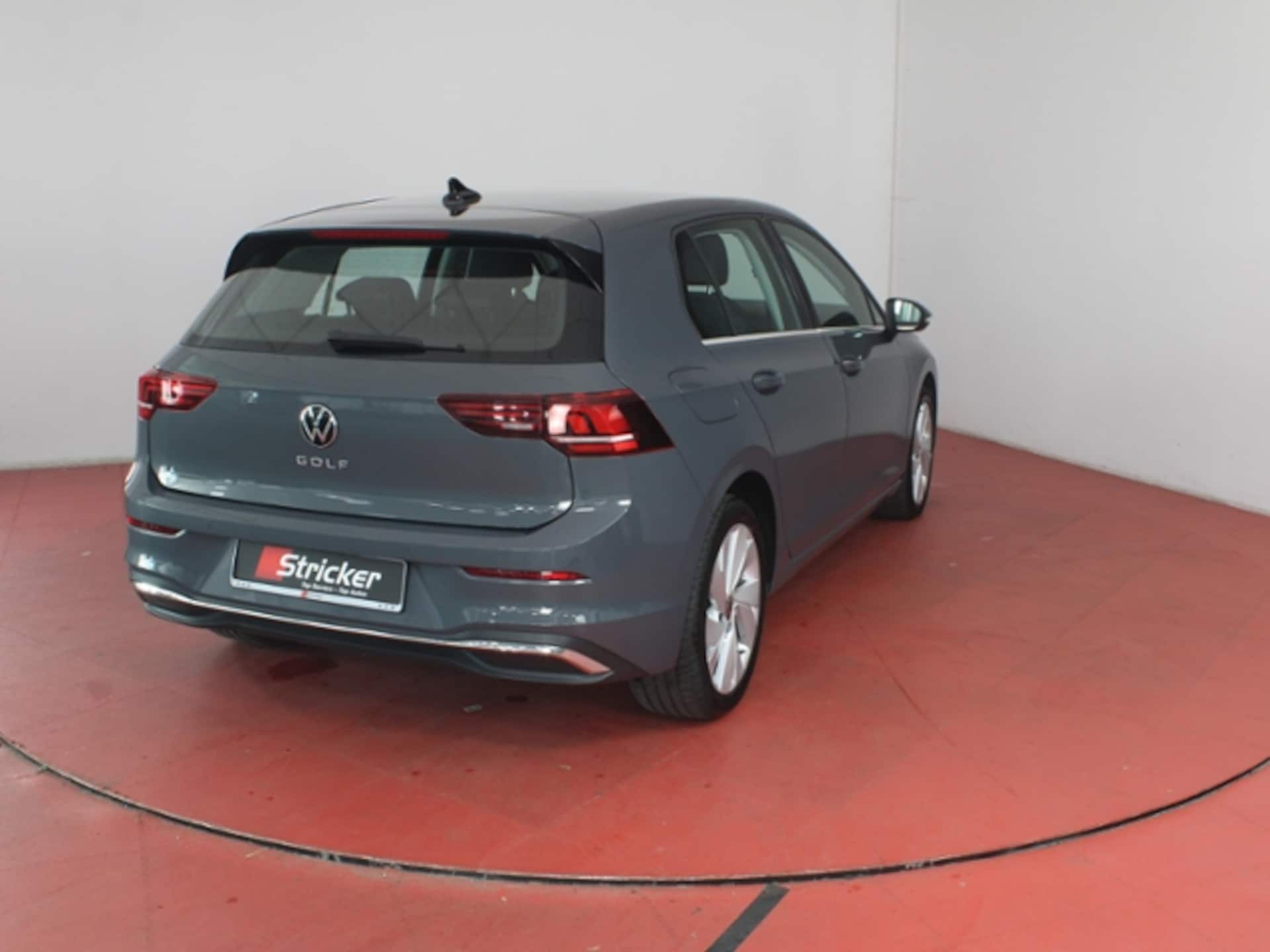 Volkswagen Golf Style