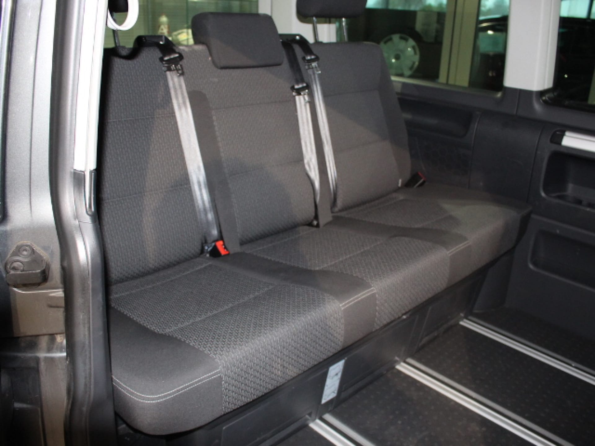 Volkswagen T6 California Beach