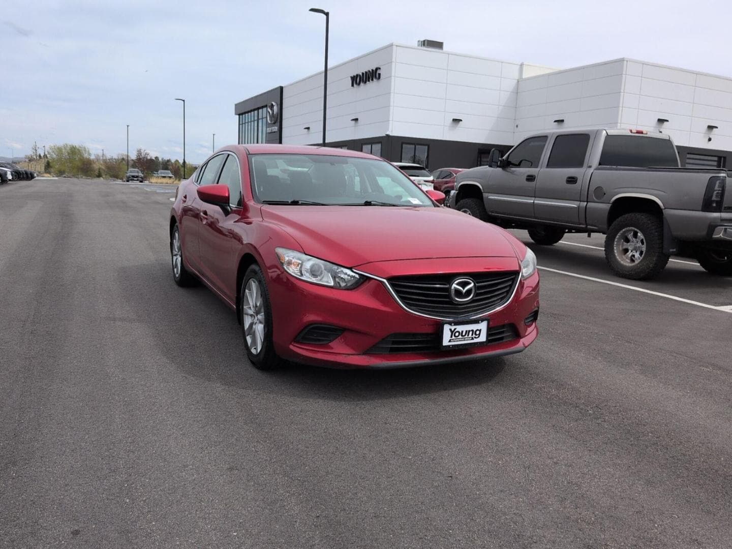 2015 Mazda EZ-6 i Sport Auto's photo