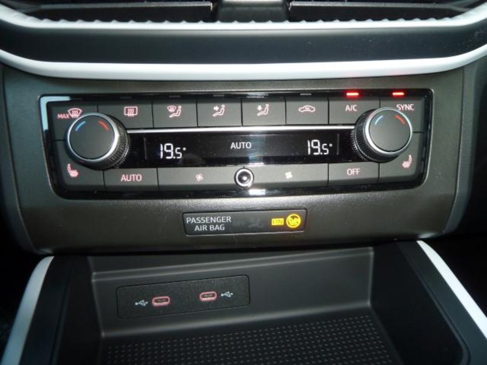 SEAT Arona – Bild 13