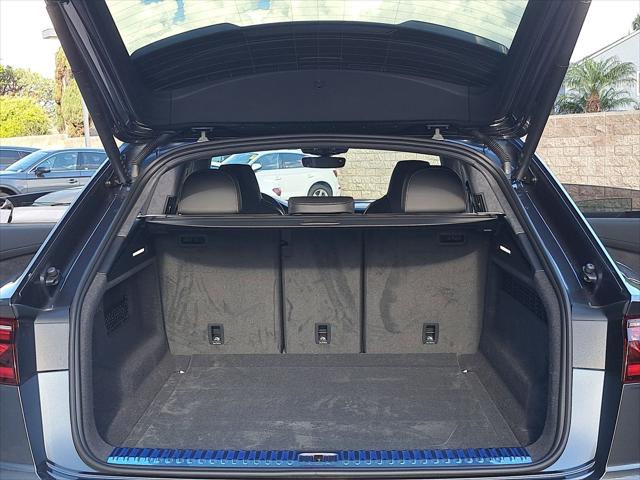 2025 Audi RS Q8 Base - Photo 12