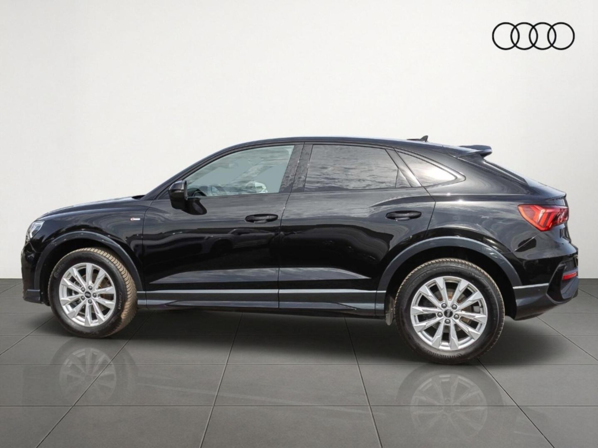 Audi Q3 Sportback S line