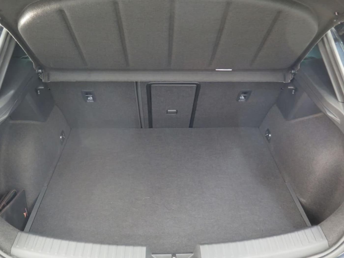 CUPRA Leon León 1.5 TSI e-Hybrid DSG 150 kW (204 CV) — photo 7