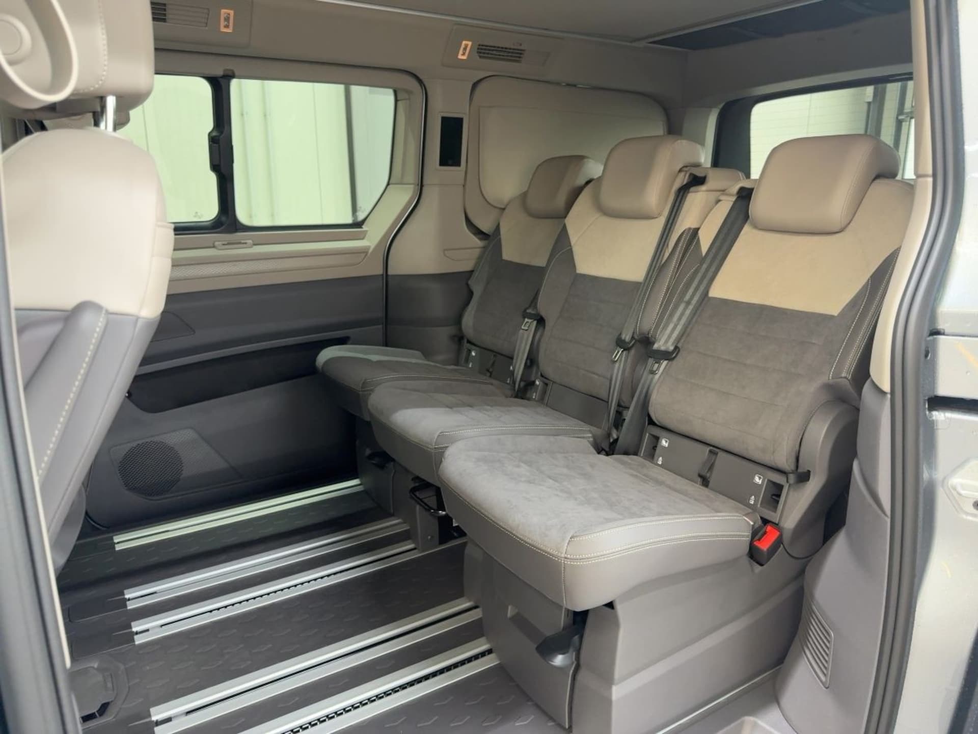 Volkswagen California Beach Camper