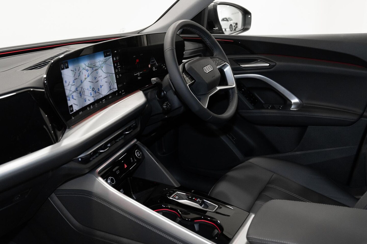 Image about Audi Q5 SUV TDI quattro 150 kW