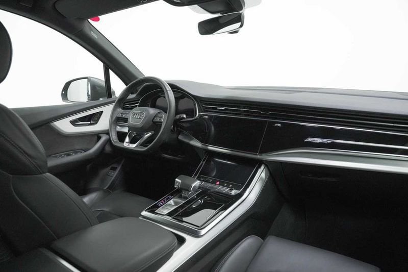 Audi Q7 SUV TFSI e