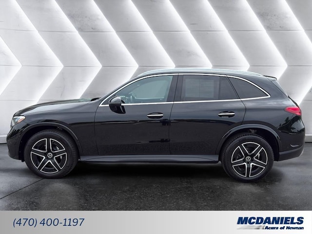 2025 Mercedes-Benz GLC 300