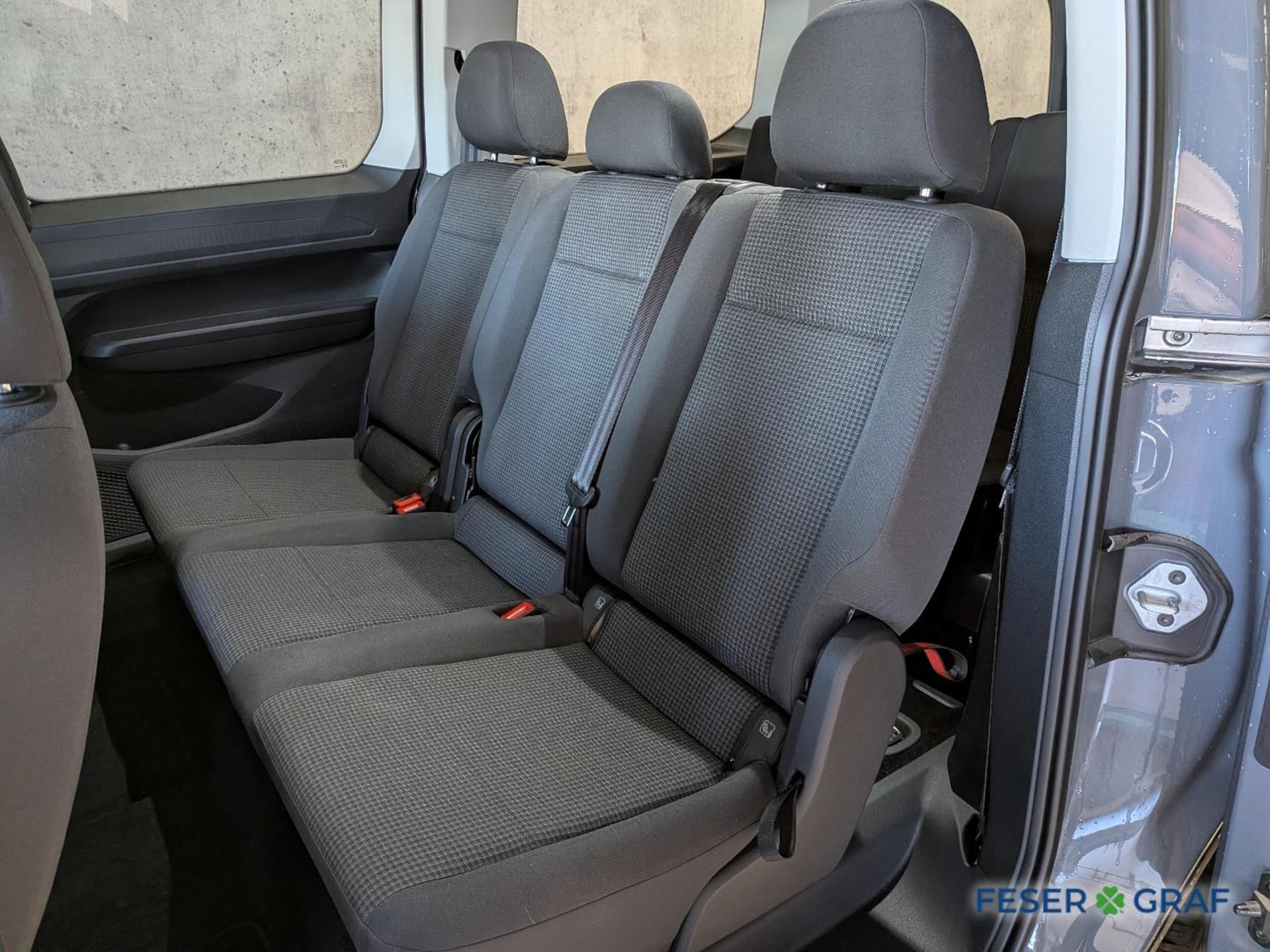 Volkswagen Caddy Maxi Basis-Modell