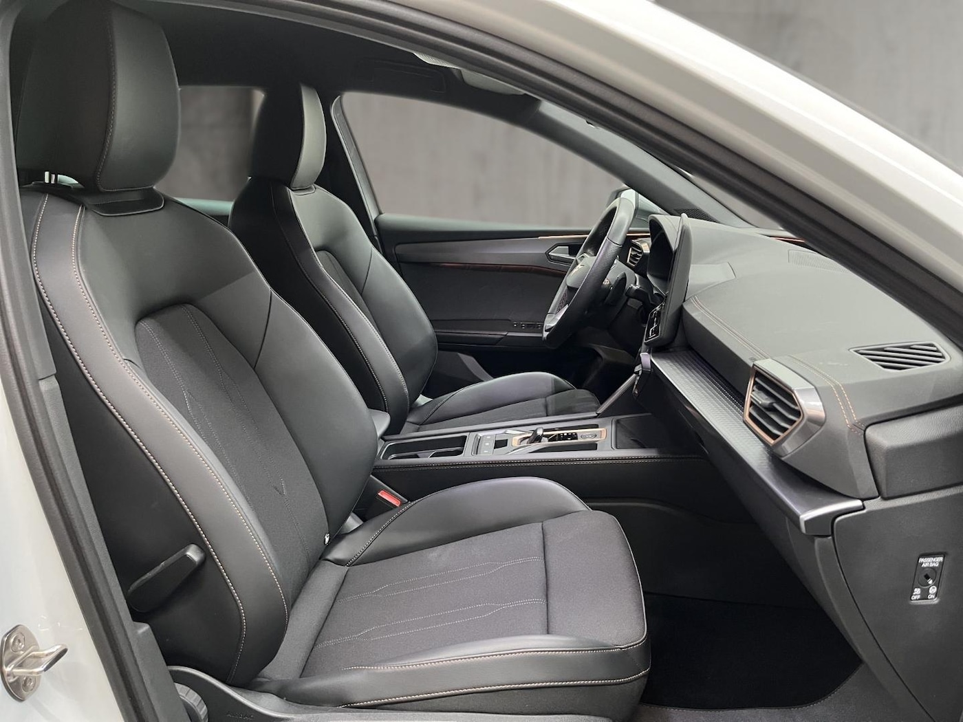 CUPRA Leon León 1.5 eTSI DSG 110 kW (150 CV) — photo 5