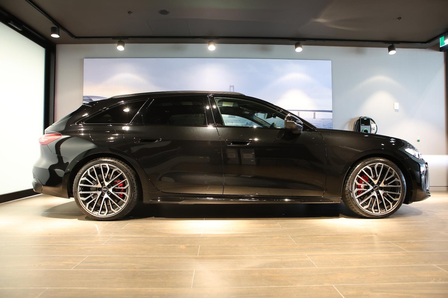 Image about Audi S5 Avant TFSI quattro 270 kW S tronic