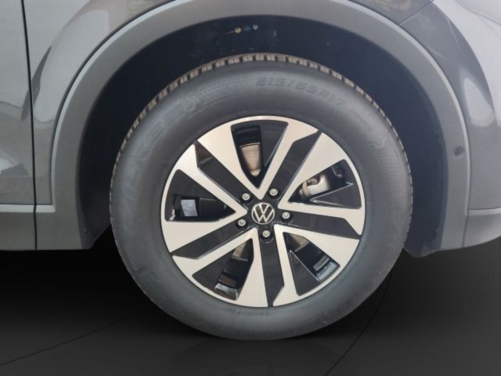 Volkswagen Tiguan – Bild 9