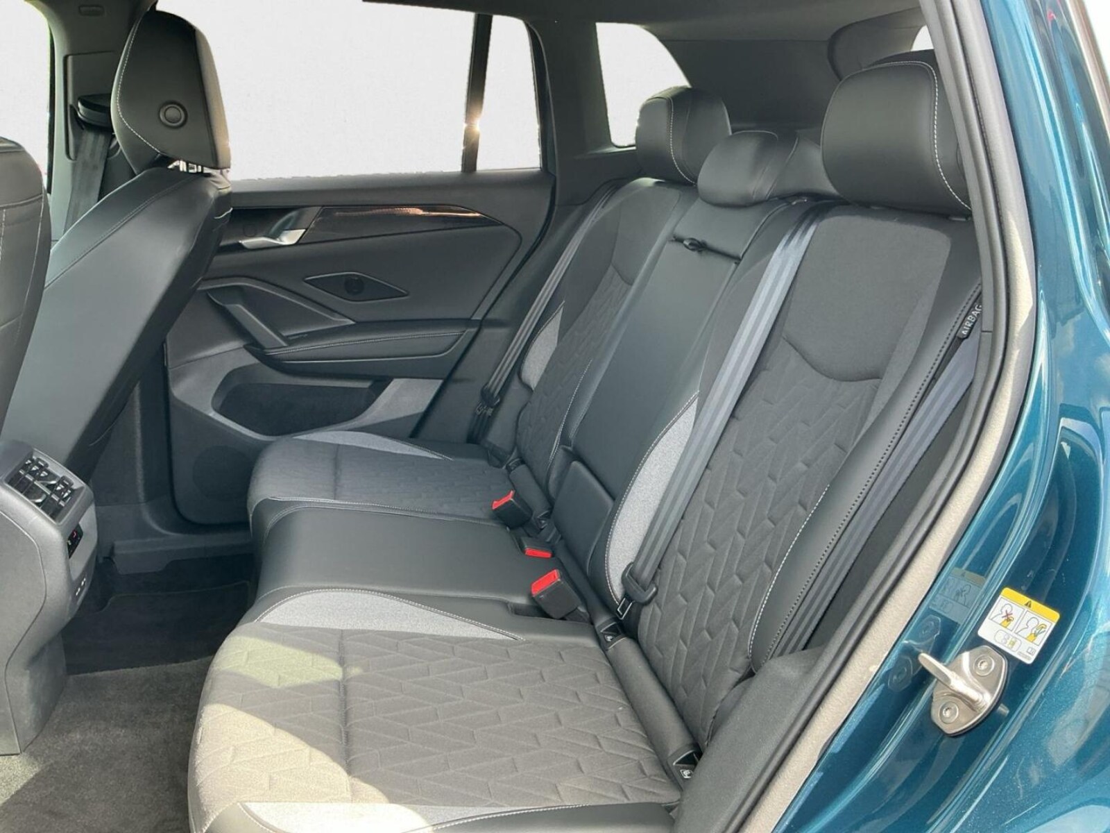 Volkswagen Tiguan – Bild 14