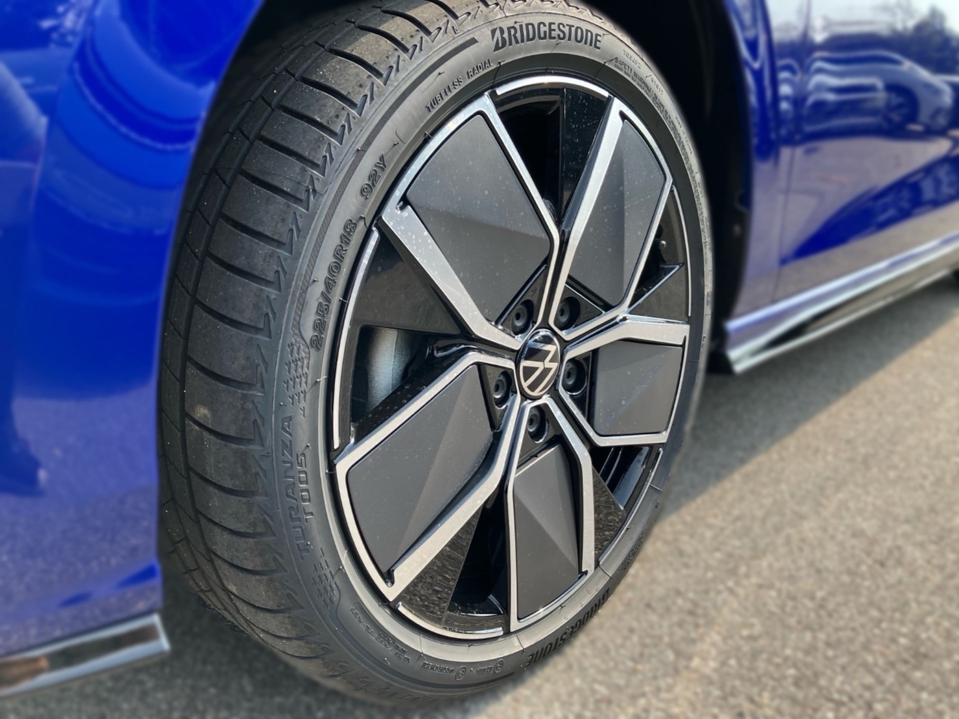 Volkswagen Golf Variant R-Line