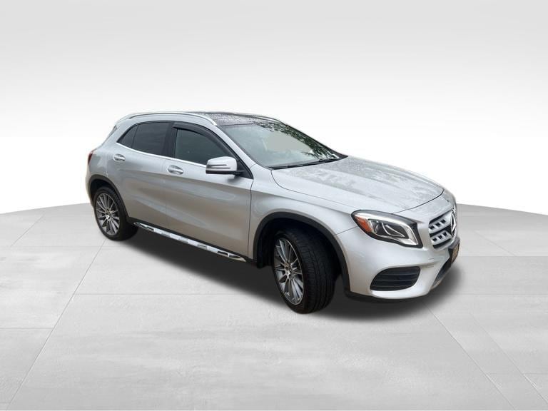 2018 Mercedes-Benz GLA GLA250 4MATIC's photo