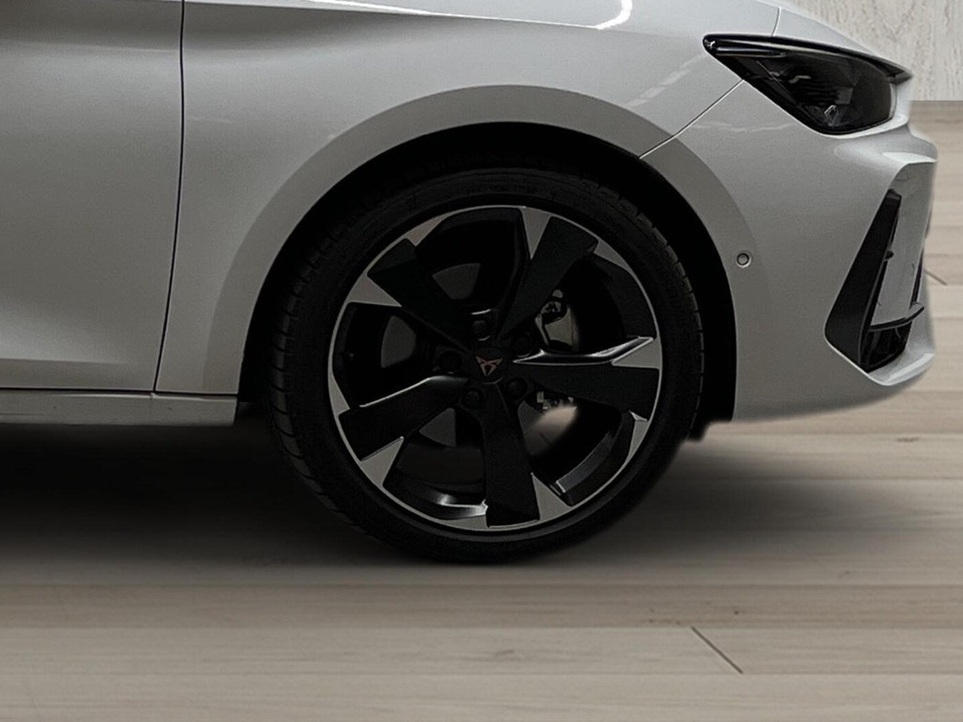 CUPRA Leon León 1.5 eTSI DSG 110 kW (150 CV) — photo 8
