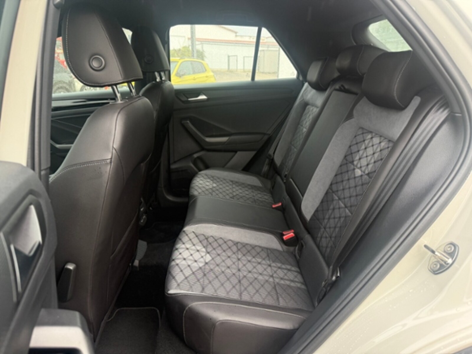Volkswagen T-Roc – Bild 11